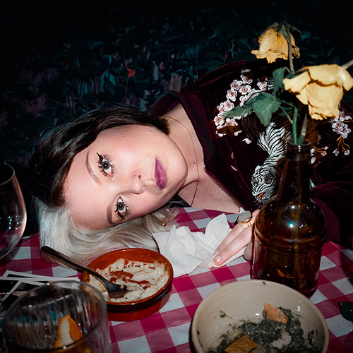 Freya Magee’s “Forget Yourself Not” – A Modern Indie Masterstroke